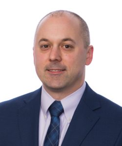 Mark Kuczora Headshot